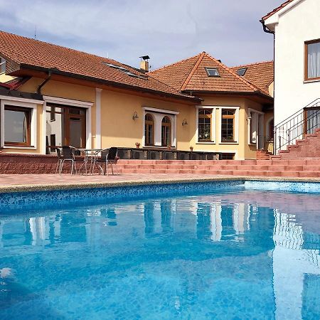 Penzion Surf Blansko Exterior foto